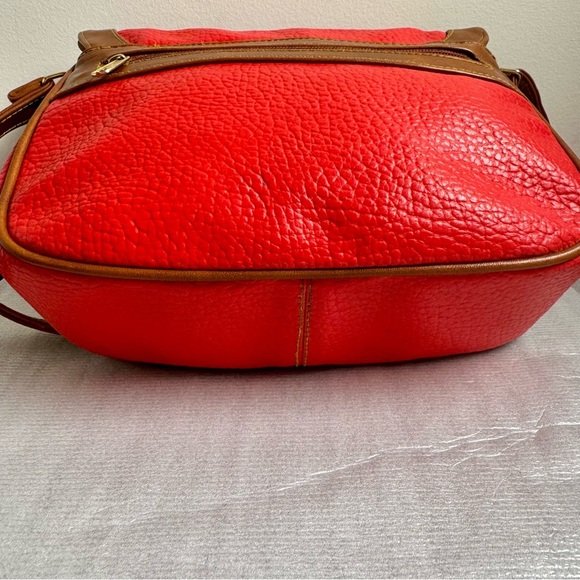 Dooney & Bourke Vintage All-Weather Leather duck REHAB bag - Picture 7 of 13